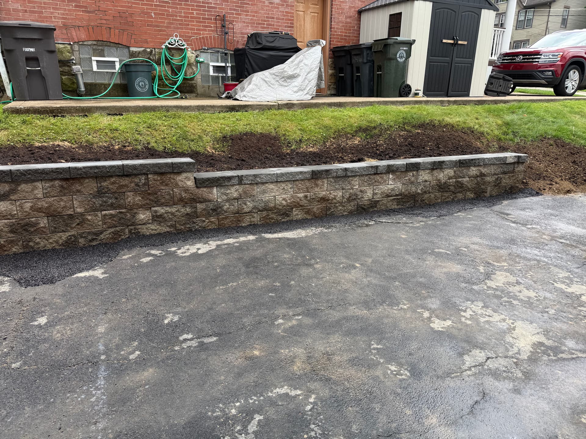 Gallery photos for Old Concrete Retaining Wall Replaced With Versa-Lok Block: Image #2