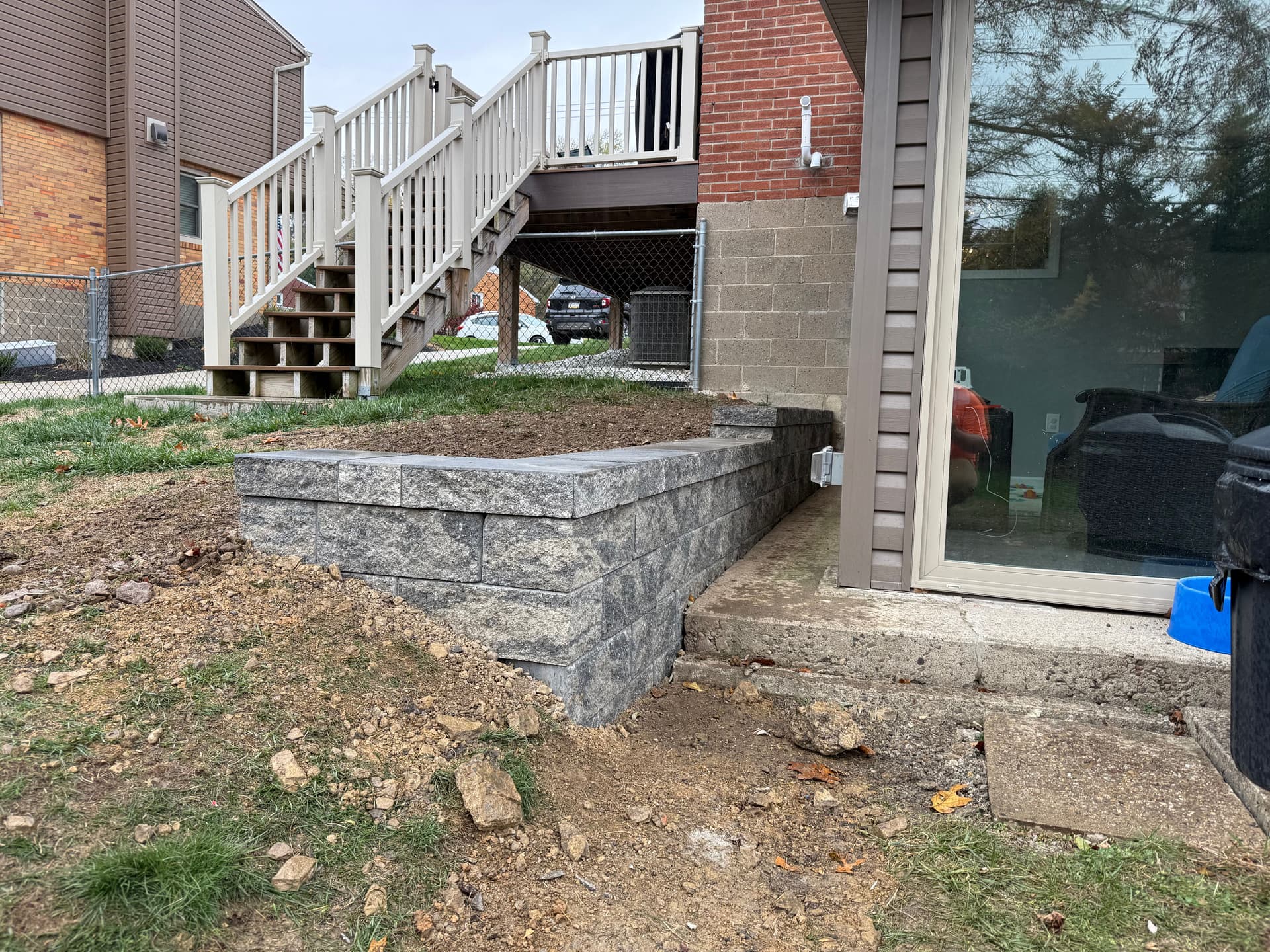 Gallery photos for Retaining Walls Revamp Your Driveway: Image #1