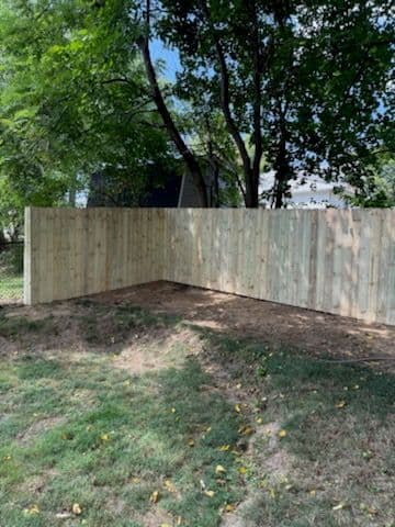 Project Upgrade your Shaler yard with a new wooden fence image