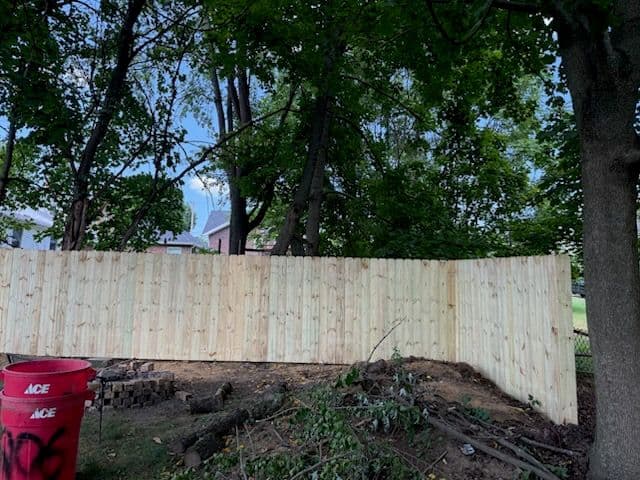 Gallery photos for Upgrade your Shaler yard with a new wooden fence: Image #2