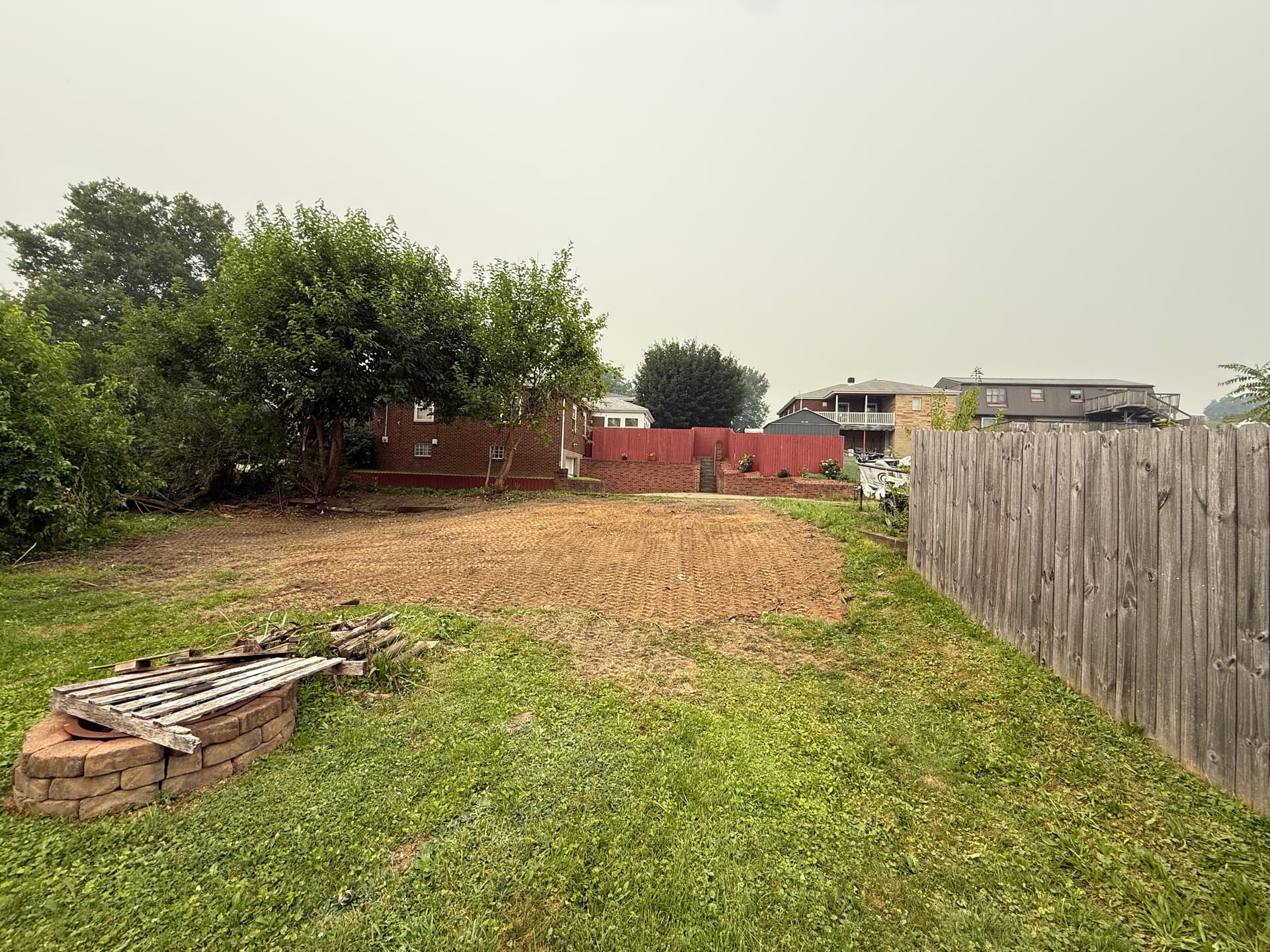 Gallery photos for Overgrown Backyard Cleared Down to Clean, Open Ground: Image #2