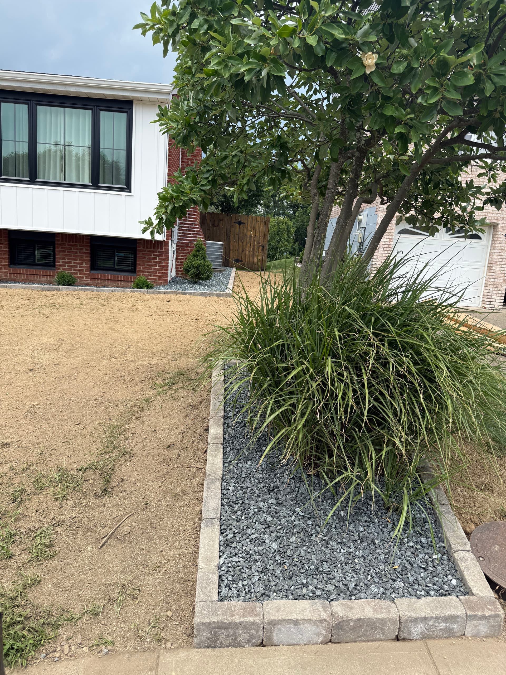 Gallery photos for Pittsburgh Landscape Overhaul Goes From Dated to Clean and Modern: Image #3