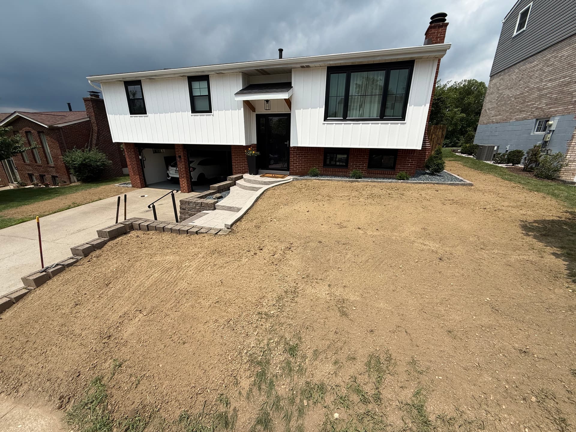 Gallery photos for Pittsburgh Landscape Overhaul Goes From Dated to Clean and Modern: Image #1