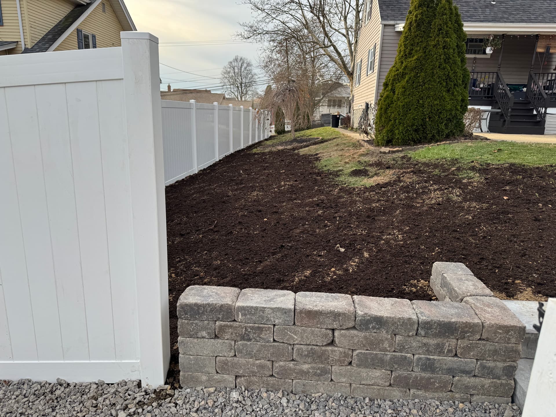 Gallery photos for Lawn Upgrade with New Privacy Fence and Retaining Walls: Image #6